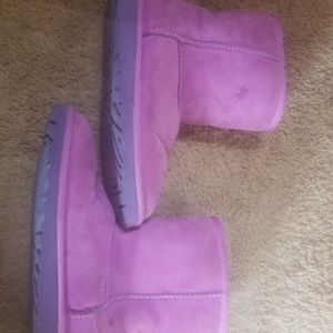 Ugg boots size 5 girls